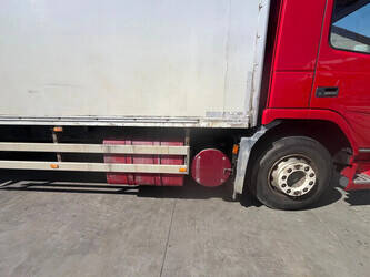 2002-volvo-fm-1468101-48518503