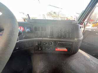 2002-volvo-fm-1468101-48518522