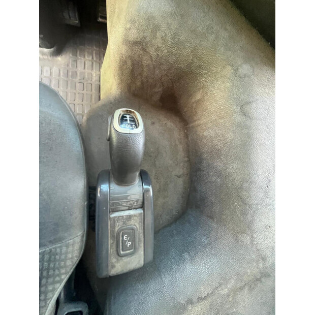 2002 Volvo FM-48518524