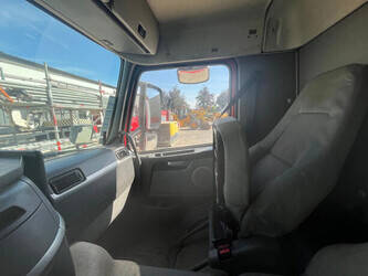 2002-volvo-fm-1468101-48518543