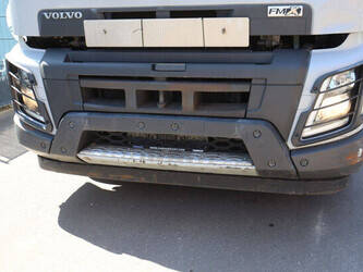 2014-volvo-fmx-330-48518782