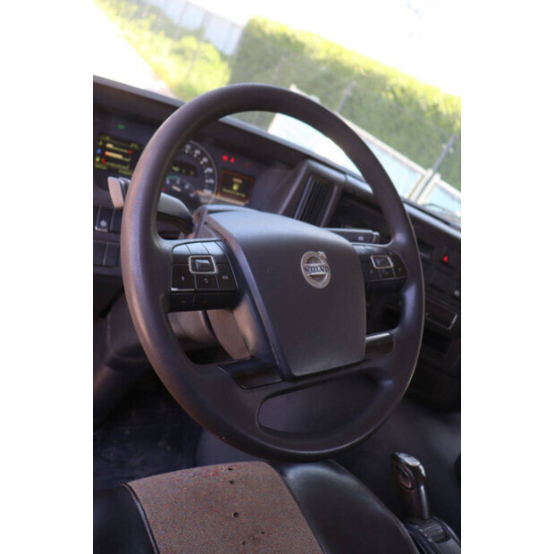 2014 Volvo FMX 330-48518819