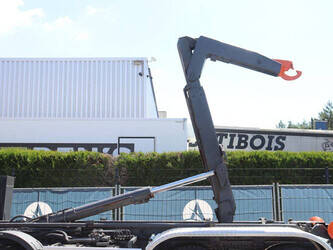 2011-volvo-fmx500-1472852-48518914
