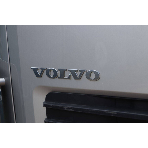 2011 Volvo FL 240-48519018