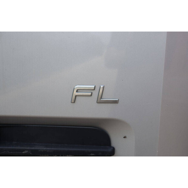2011 Volvo FL 240-48519019