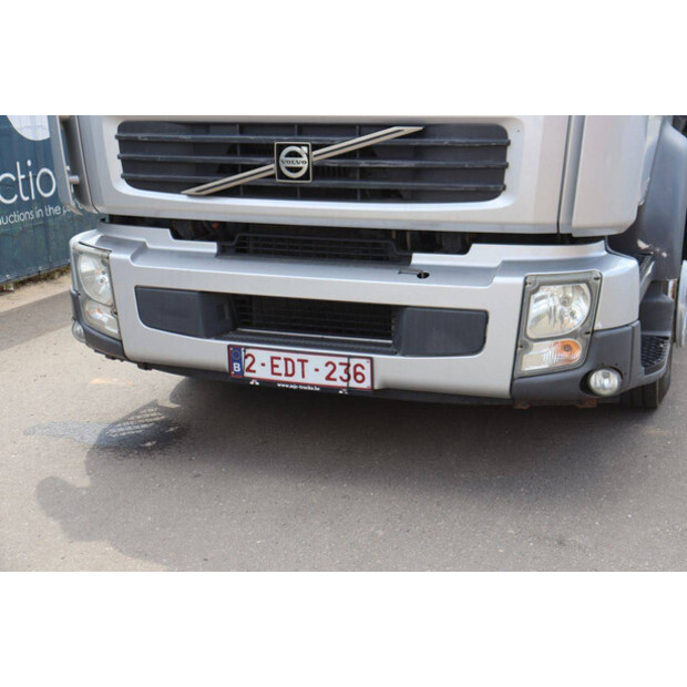 2011 Volvo FL 240-48519020