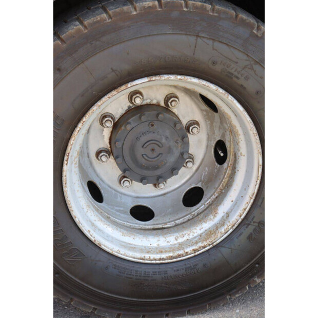 2011 Volvo FL 240-48519024