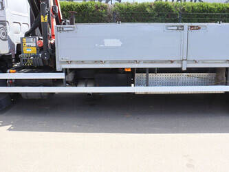 2011-volvo-fl-240-1472855-48519027