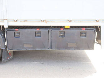 2011-volvo-fl-240-1472855-48519028