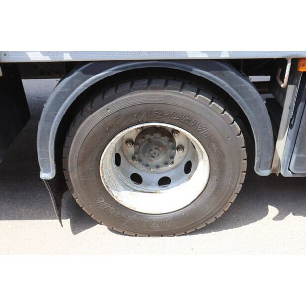 2011 Volvo FL 240-48519030