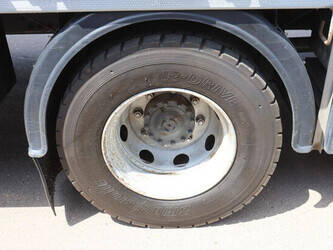 2011-volvo-fl-240-1472855-48519030