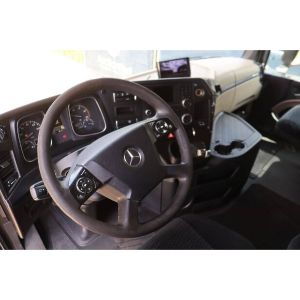 Mercedes-Benz Actros 2745-48519113