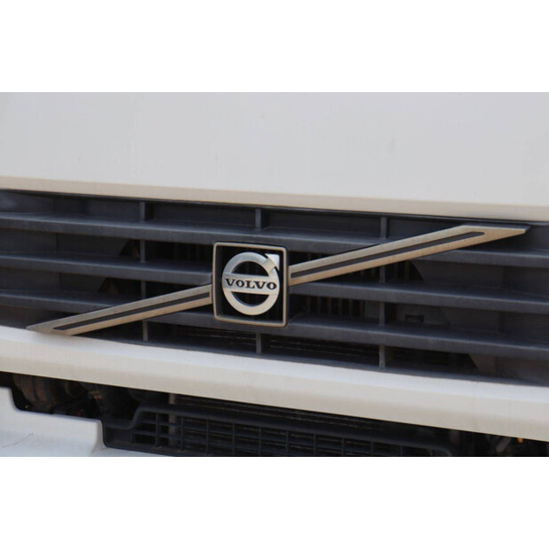 2012 Volvo FL240-48519153