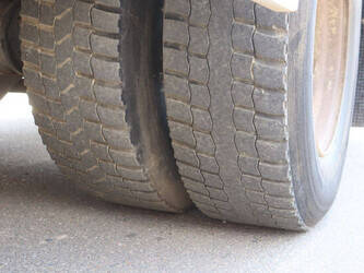 2012-volvo-fl240-1472857-48519158