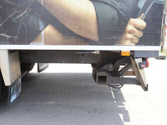2012-volvo-fl240-1472857-48519162