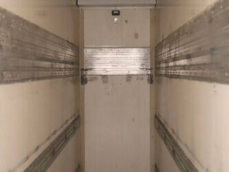 2012-volvo-fl240-1472857-48519173