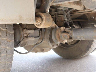 2012-volvo-fl240-1472857-48519175