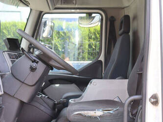 2012-volvo-fl240-1472857-48519180