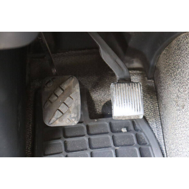 2012 Volvo FL240-48519185