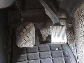 2012-volvo-fl240-1472857-48519185