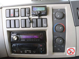 2012-volvo-fl240-1472857-48519189