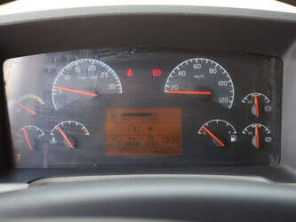 2012-volvo-fl240-1472857-48519193