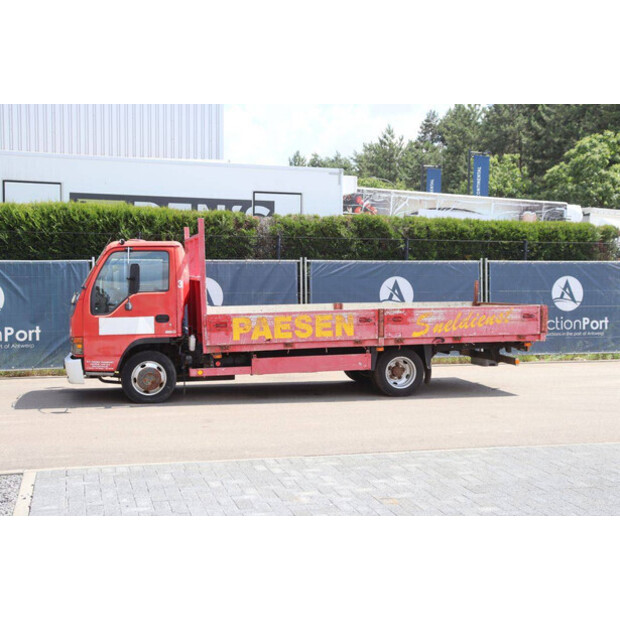 2006 Isuzu NPR77-48519264