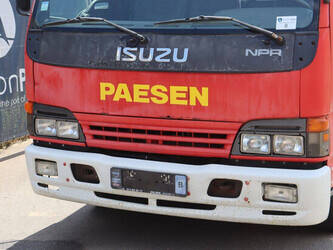 2006-isuzu-npr77-48519273