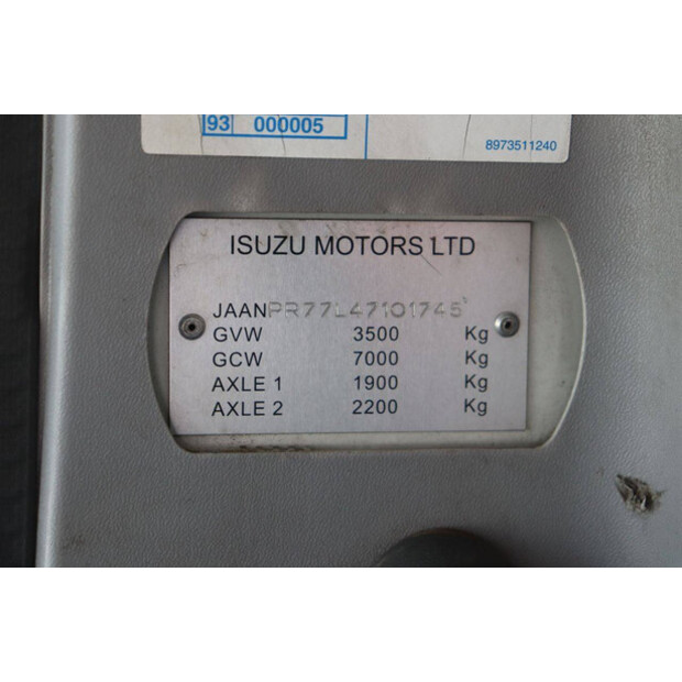 2006 Isuzu NPR77-48519309