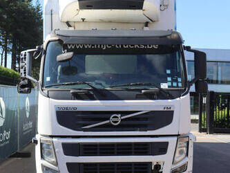 2011-volvo-fm330-1472864-48519539