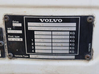 2011-volvo-fm330-1472864-48519586