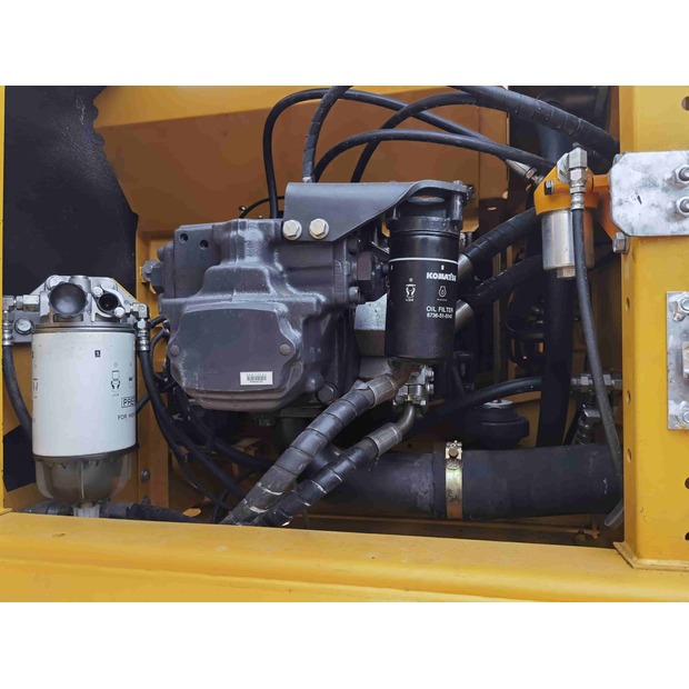 2025 Komatsu PC200-8-48519803