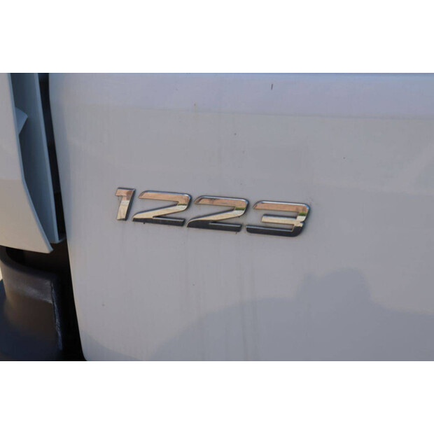 2015 مرسيدس بنز ATEGO 1223-48519915