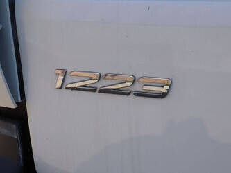 2015-mercedes-benz-atego-1223-1472869-48519915