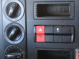 2015-mercedes-benz-atego-1223-1472869-48519952