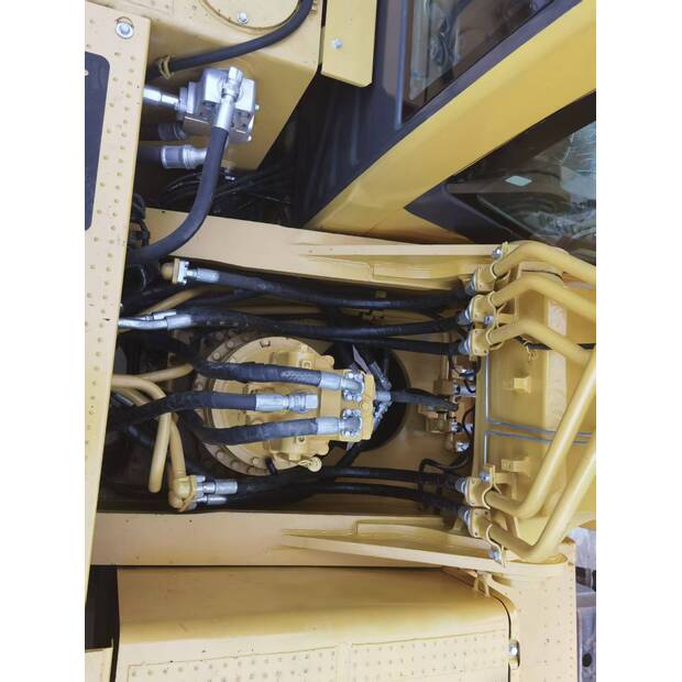 2024 Komatsu PC450-48520111
