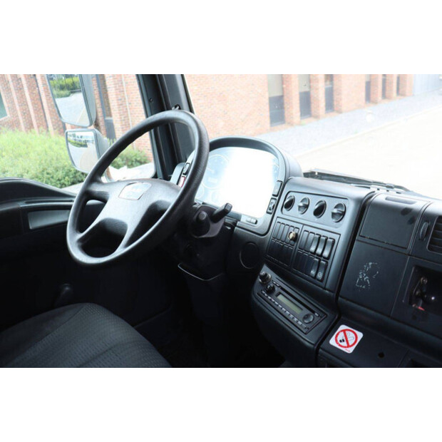 2013 MAN TGL 12.220-48520211