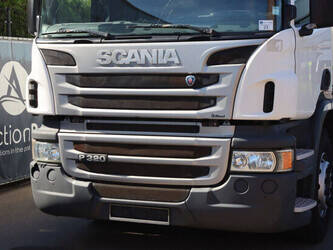 2015-scania-p320-1472876-48520272