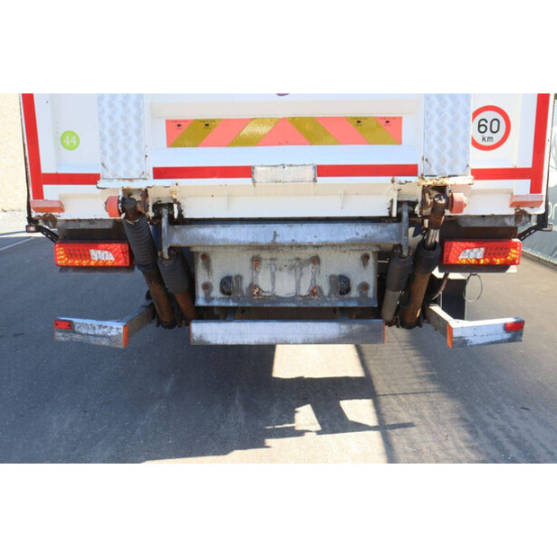 2015 Scania P320-48520284