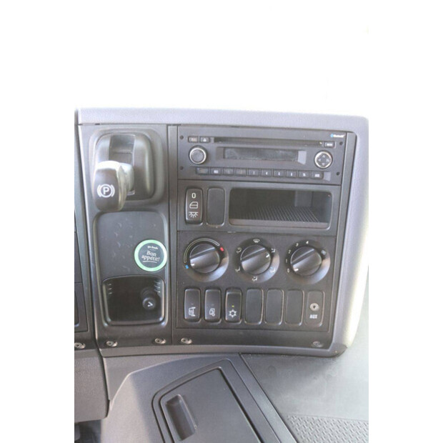 2015 Scania P320-48520297