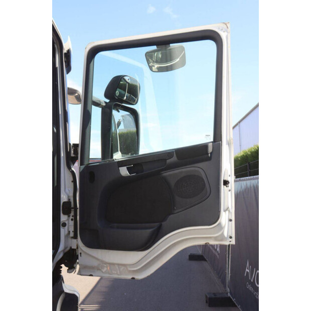 2015 Scania P320-48520305