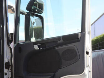 2015-scania-p320-1472876-48520305