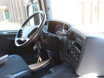 2015-scania-p320-1472876-48520307
