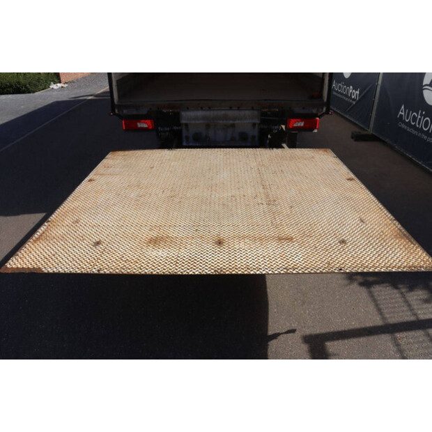 2015 Scania P320-48520313