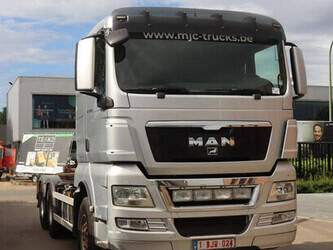 2011-man-tgx-33-480-1472878-48520321