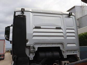 2011-man-tgx-33-480-1472878-48520338