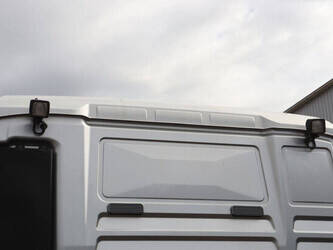 2011-man-tgx-33-480-1472878-48520339