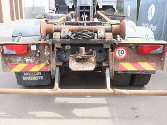 2011-man-tgx-33-480-1472878-48520340