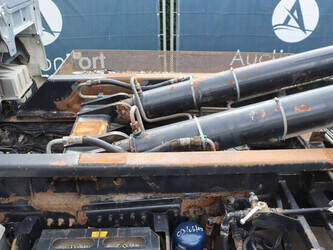 2011-man-tgx-33-480-1472878-48520347