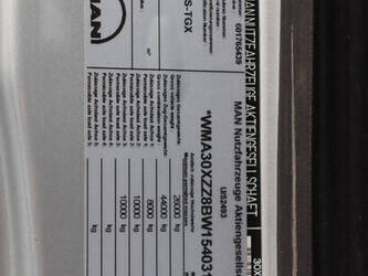 2011-man-tgx-33-480-1472878-48520374
